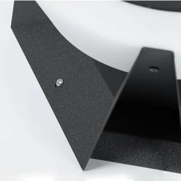 Landing Solar Light — Outdoor Elegance